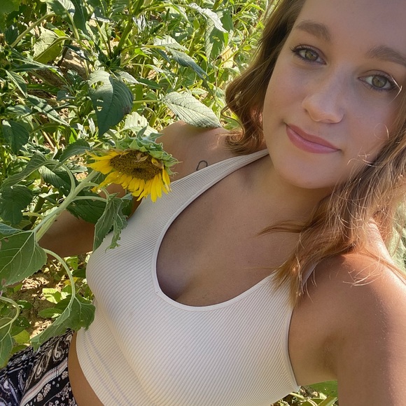 Meet your Posher, Chelsea - Picture 1 of 1